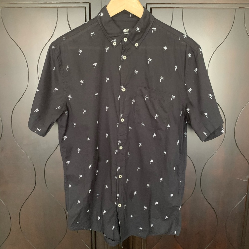 H&M Hawaiian Palm Tree Shirt
